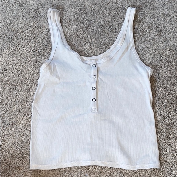 Tank - Picture 1 of 2